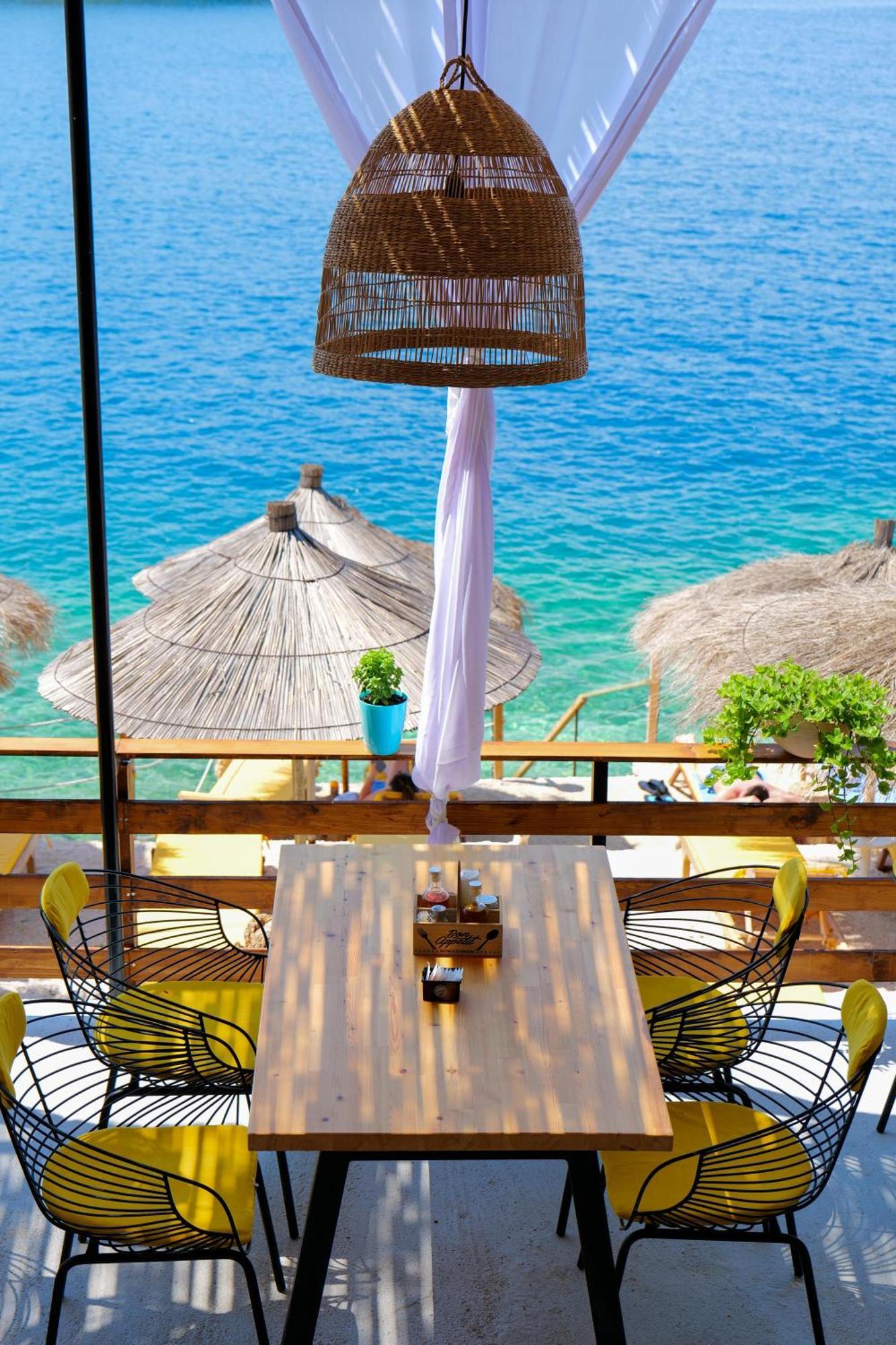 Nili Deluxe Hotel Sarande Exterior photo