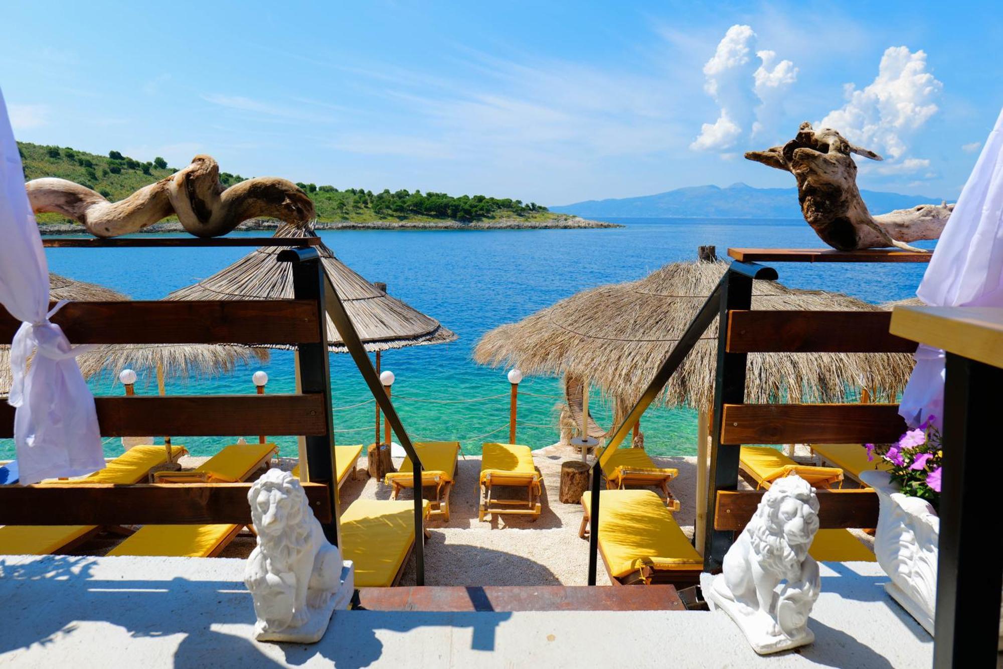 Nili Deluxe Hotel Sarande Exterior photo